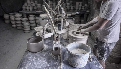 Produkcja ceramicznych naczyń (1984 rok)